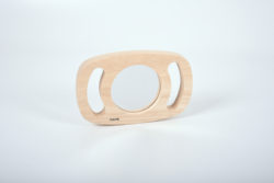 Easy hold mirror